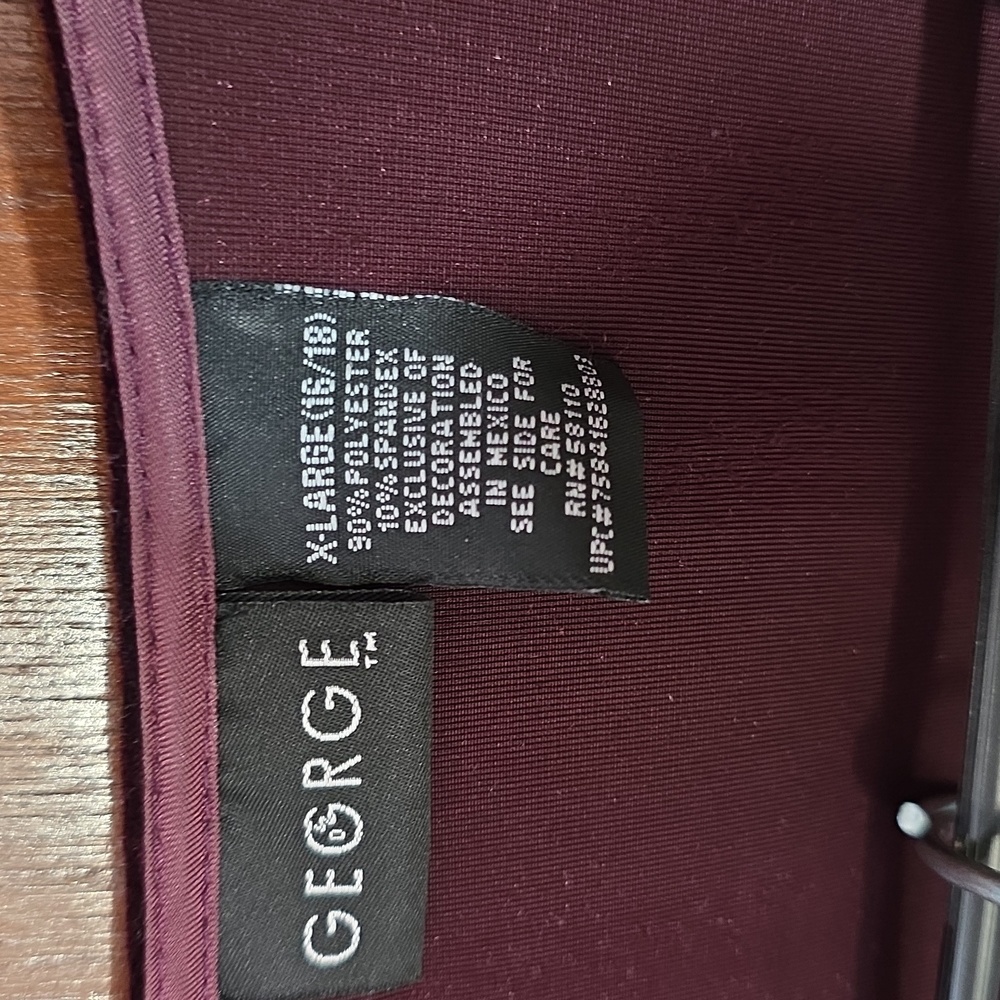 Velvet Burgundy Two-Piece Set GEORGE - Picture 2 of 8